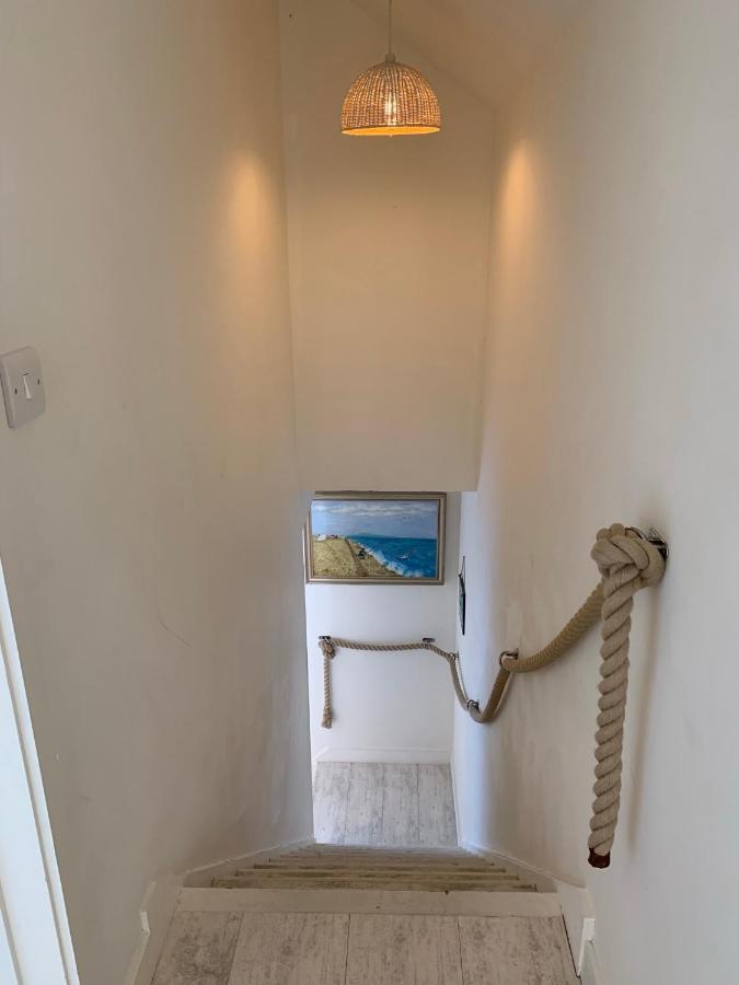 فيلا Little Karenza Is The Perfect Cornish Getaway Saint Anthony المظهر الخارجي الصورة